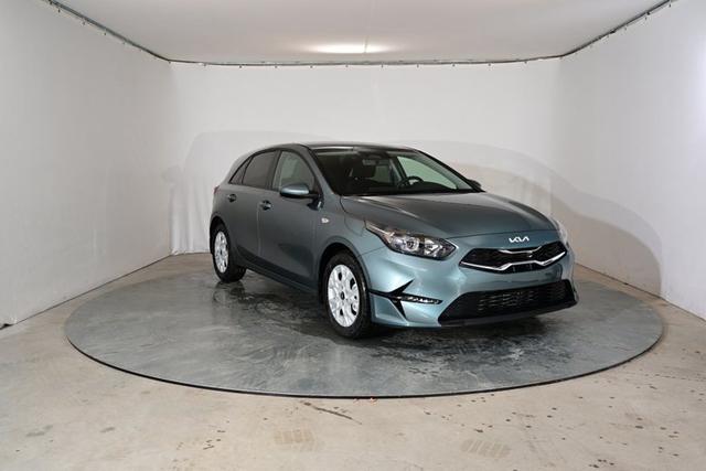 Kia Ceed LX Plus Special 1.5 T-GDI 7-Gang-DCT 