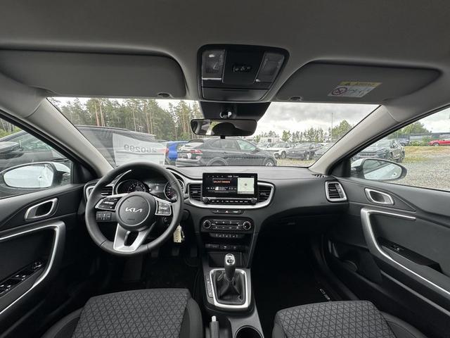 Kia Ceed Silver 1.5 T-GDI 6-Gang 