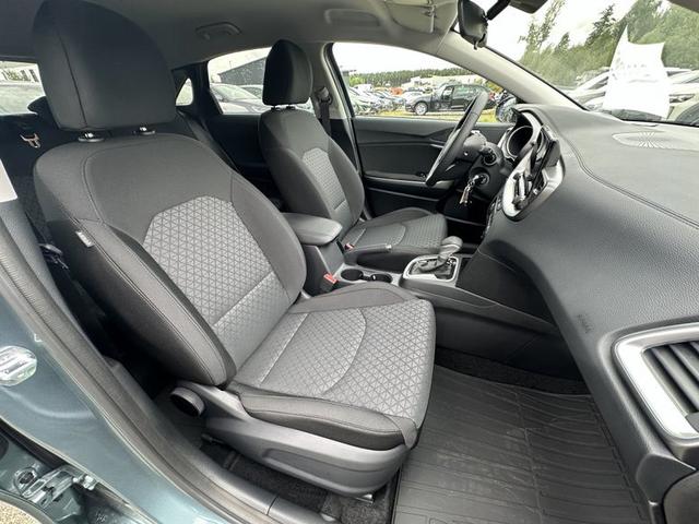 Kia Ceed Silver 1.5 T-GDI 6-Gang 