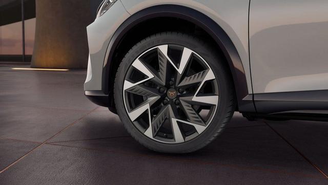 Cupra Formentor ⁭⁭⁭⁭ 1.5 eTSI 7-Gang-DSG 