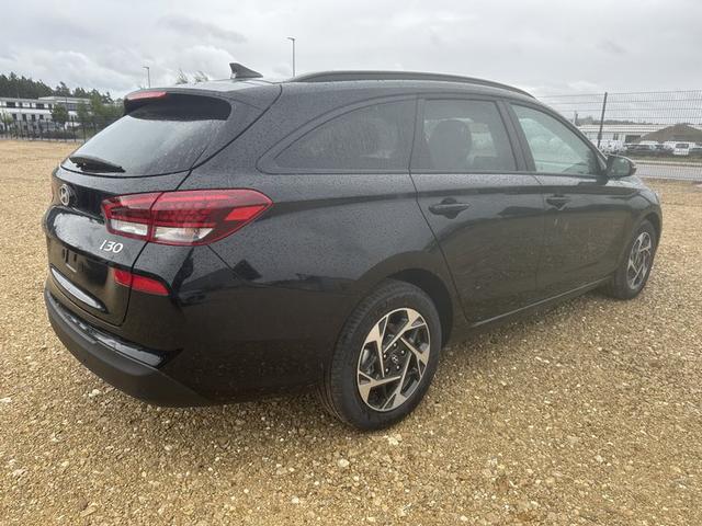 Hyundai i30 Kombi Family 1.5 T-GDI 7-Gang-DSG 