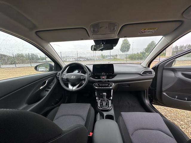 Hyundai i30 Kombi Family 1.5 T-GDI 7-Gang-DSG 