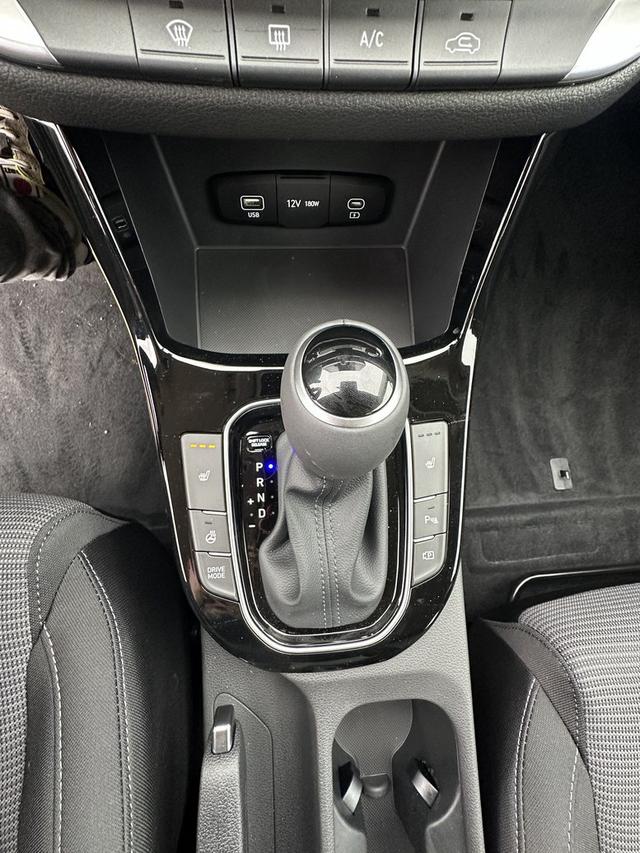 Hyundai i30 Kombi Family 1.5 T-GDI 7-Gang-DSG 
