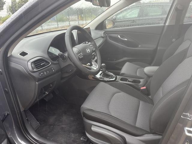 Hyundai i30 Kombi Family 1.5 T-GDI 7-Gang-DSG 