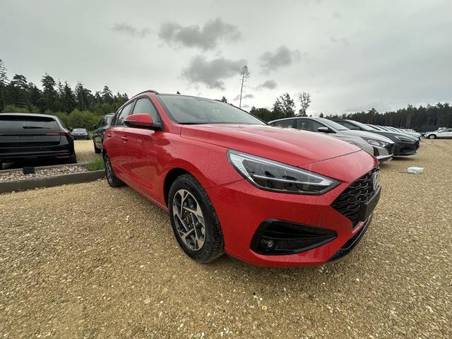 Hyundai i30 Kombi Family 1.5 T-GDI 7-Gang-DSG 