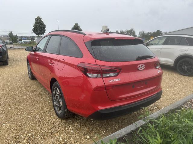 Hyundai i30 Kombi Family 1.5 T-GDI 7-Gang-DSG 