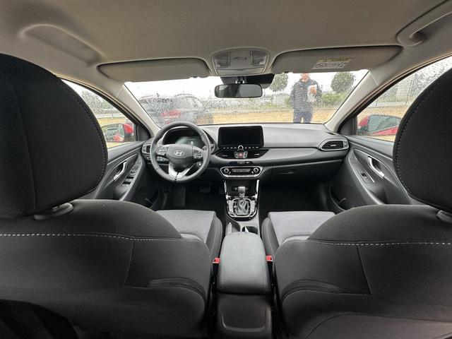 Hyundai i30 Kombi Family 1.5 T-GDI 7-Gang-DSG 