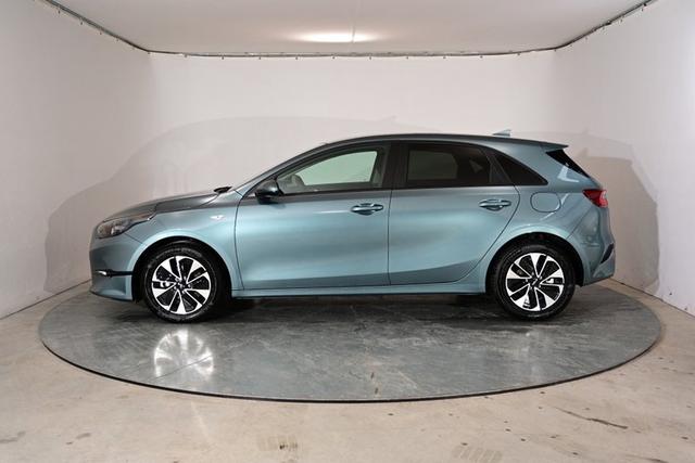 Kia Ceed Silver 1.5 T-GDI 6-Gang 