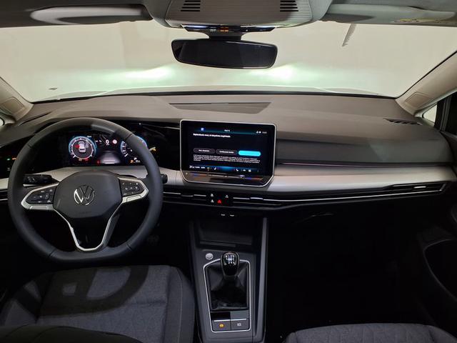 Volkswagen Golf Start 1.5 TSI 6-Gang 