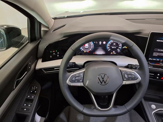 Volkswagen Golf Start 1.5 TSI 6-Gang 