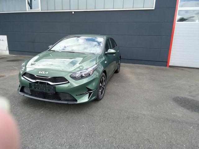 Kia Ceed - Silver 1.5 T-GDI 6-Gang