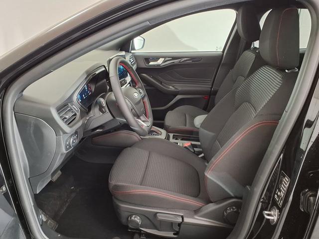 Ford Focus Turnier ST-Line X 1.0 EcoBoost Hybrid 7-Gang-Automatik 