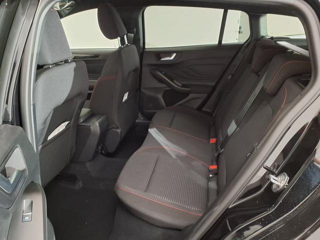 Ford Focus Turnier ST-Line X 1.0 EcoBoost Hybrid 7-Gang-Automatik 