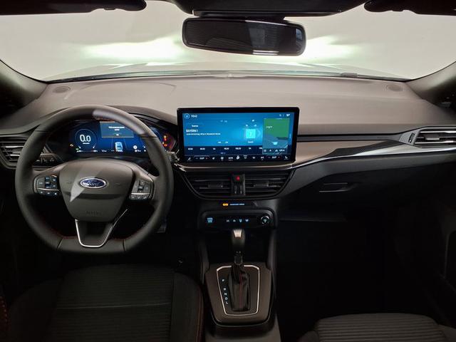 Ford Focus Turnier ST-Line X 1.0 EcoBoost Hybrid 7-Gang-Automatik 