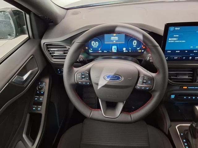 Ford Focus Turnier ST-Line X 1.0 EcoBoost Hybrid 7-Gang-Automatik 