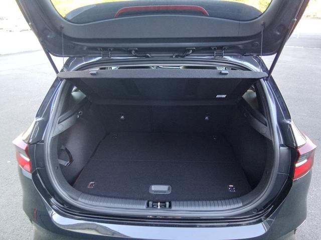 Kia Ceed Silver 1.5 T-GDI 6-Gang 