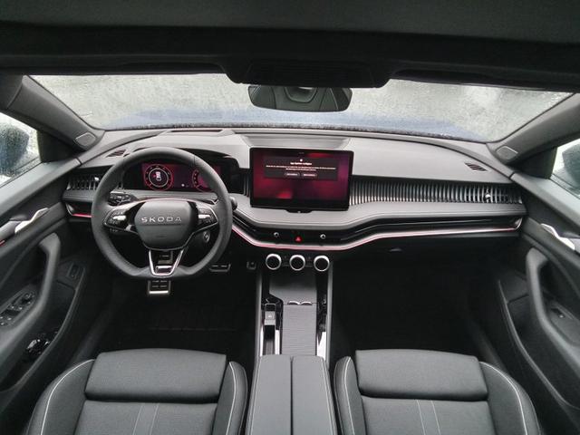 Skoda Superb Combi Sportline 2.0 TSI 7-Gang-DSG 4x4 