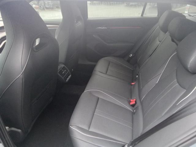 Skoda Superb Combi Sportline 2.0 TSI 7-Gang-DSG 4x4 
