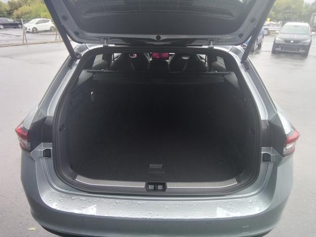 Skoda Superb Combi Sportline 2.0 TSI 7-Gang-DSG 4x4 
