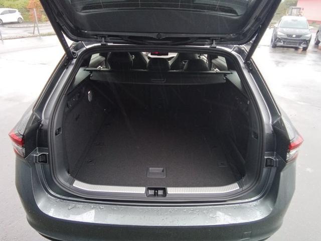 Skoda Superb Combi Sportline 2.0 TSI 7-Gang-DSG 4x4 