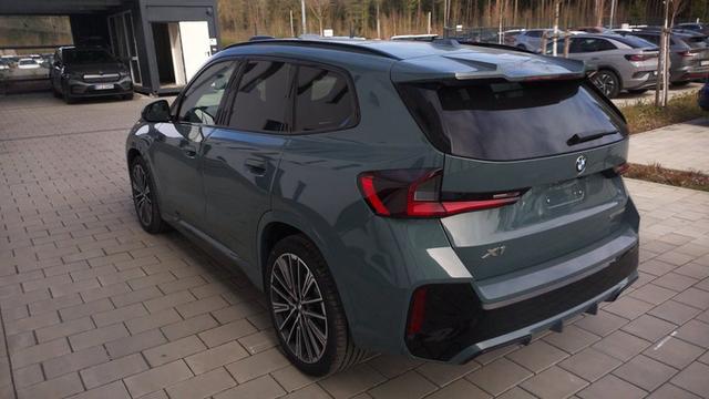 BMW X1 - M Sportpaket Pro 1.5 7-Gang Steptronic