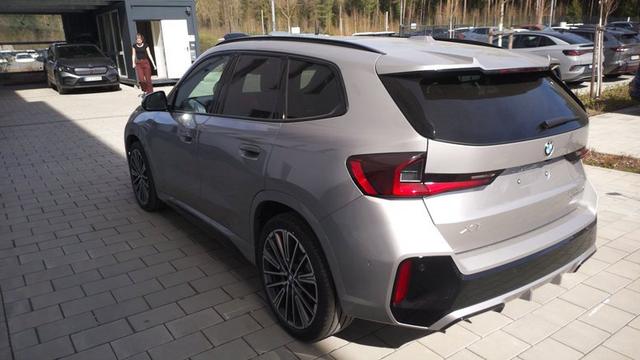 BMW X1 - M Sportpaket Pro 1.5 7-Gang Steptronic