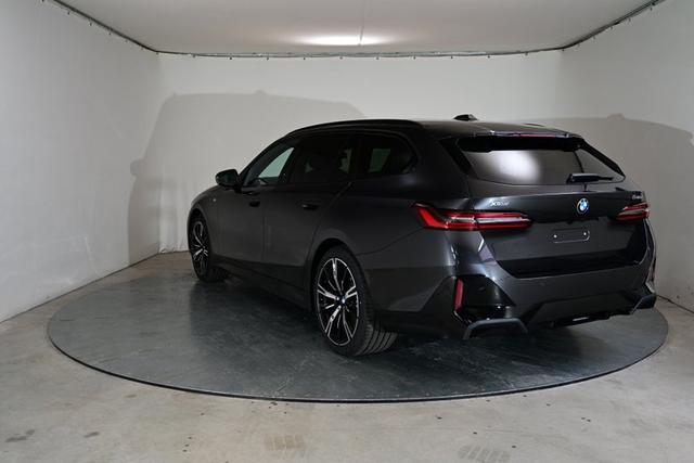 BMW 5er Touring M-Sportpaket Pro 3.0 8-Gang Steptronic xDrive 