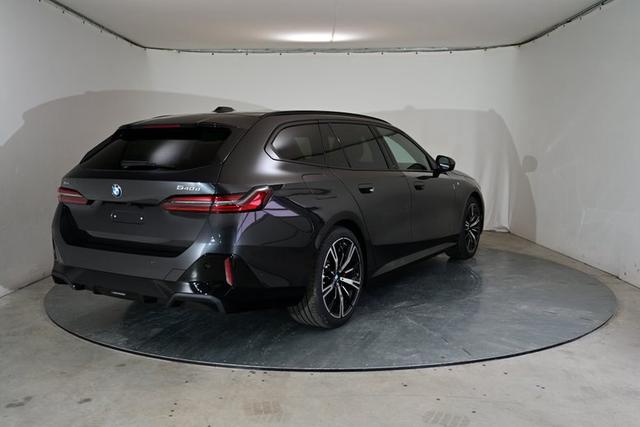 BMW 5er Touring M-Sportpaket Pro 3.0 8-Gang Steptronic xDrive 