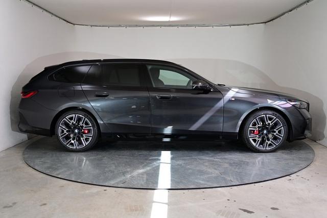 BMW 5er Touring M Sportpaket Pro 3.0 8-Gang Steptronic xDrive 