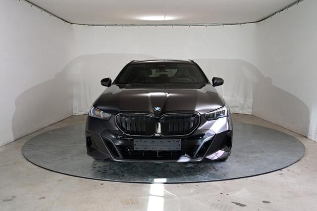 BMW 5er Touring M Sportpaket Pro 3.0 8-Gang Steptronic xDrive 
