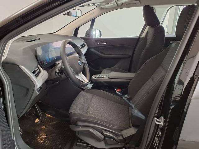 BMW 2er Active Tourer Serie 1.5 7-Gang Steptronic 