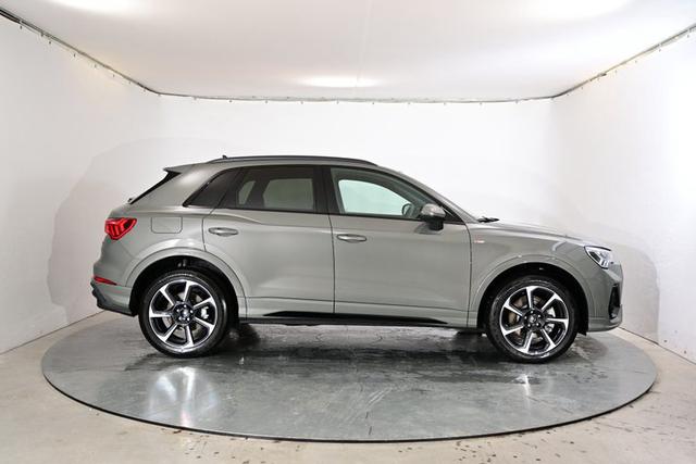 Audi Q3 S line 40 TFSI 2.0 7-Gang tronic quattro 