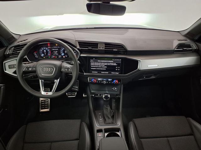 Audi Q3 S line 40 TFSI 2.0 7-Gang tronic quattro 
