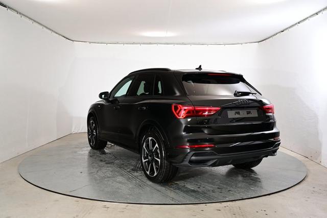 Audi Q3 S line 40 TFSI 2.0 7-Gang tronic quattro 