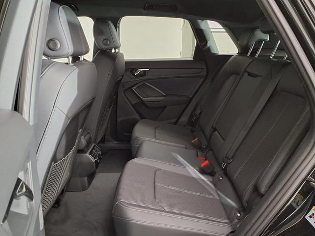 Audi Q3 S line 40 TFSI 2.0 7-Gang tronic quattro 