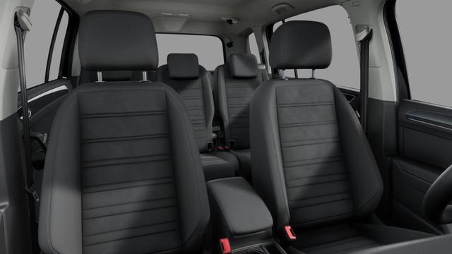 Volkswagen Touran Highline R-Line 1.5 TSI 7-Gang DSG 