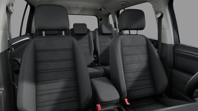Volkswagen Touran Highline R-Line 1.5 TSI 7-Gang DSG 