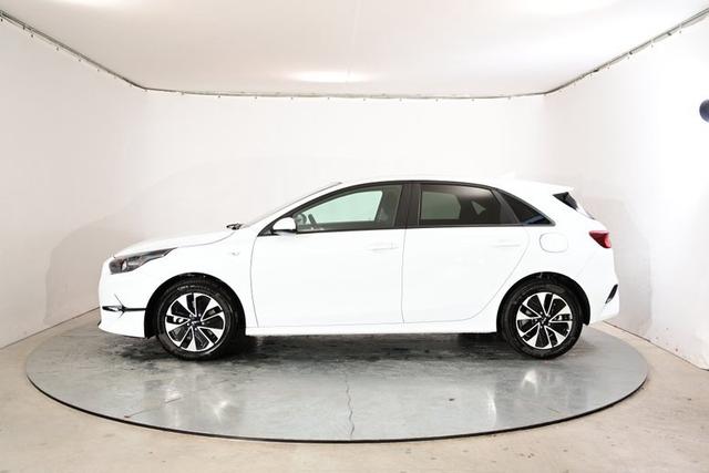 Kia Ceed Silver 1.5 T-GDI 6-Gang 