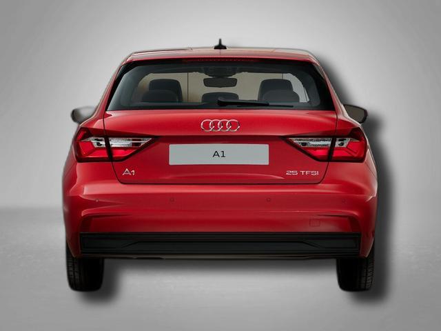 Audi A1 Sportback Basis 25 TFSI S tronic 