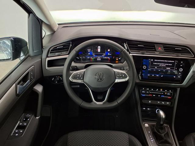 Volkswagen Touran Life Plus 1.5 TSI 7-Gang-DSG 