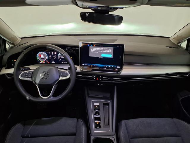 Volkswagen Golf Life Plus 1.5 eHybrid 6-Gang-DSG 