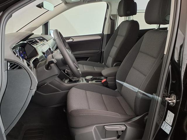 Volkswagen Touran Life Plus 1.5 TSI 7-Gang-DSG 