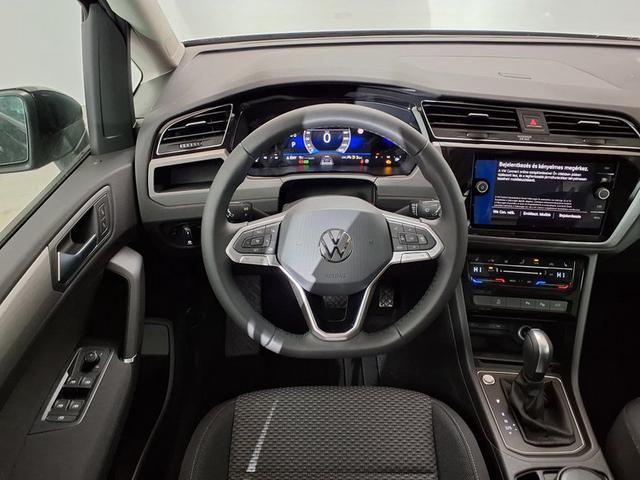 Volkswagen Touran Life Plus 1.5 TSI 7-Gang-DSG 