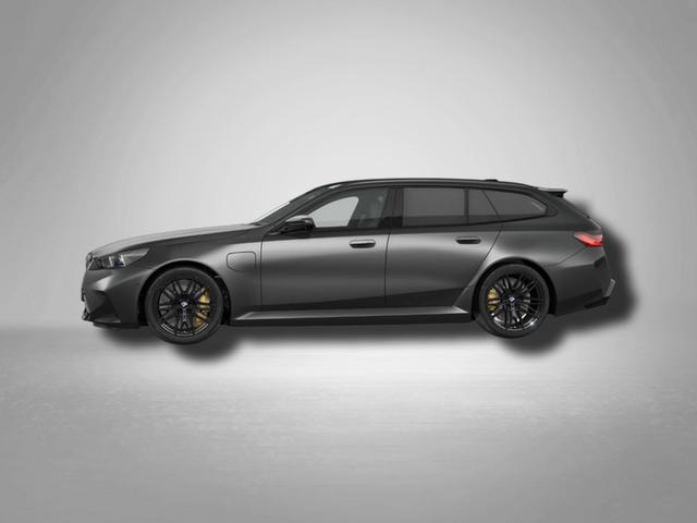 BMW M5 Touring 4.4 8-Gang Steptronic xDrive 