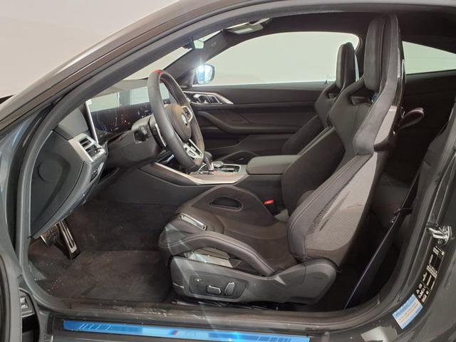 BMW M4 Competition Coup&eacute; 3.0 8-Gang M Steptronic xDrive 