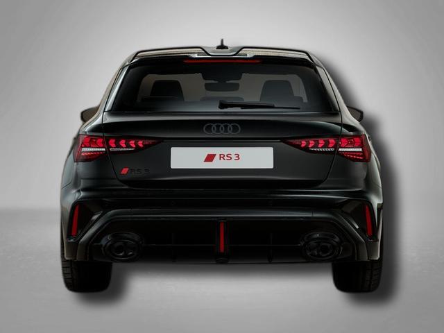 Audi RS3 2.5 294 kW TFSI quattro Allrad 