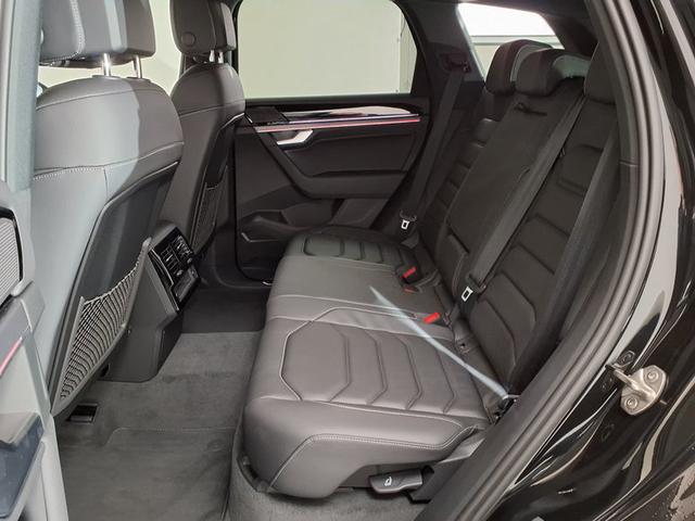 Volkswagen Touareg R-Line 3.0 TDI 8-Gang-Automatik 4MOTION 