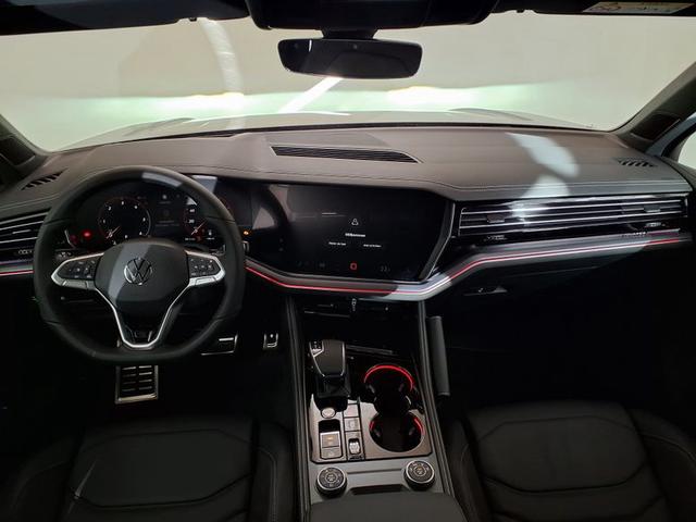 Volkswagen Touareg R-Line 3.0 TDI 8-Gang-Automatik 4MOTION 