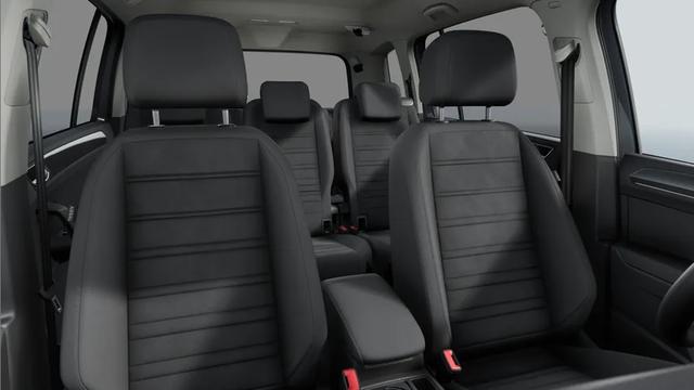 Volkswagen Touran Highline R-Line 1.5 TSI 7-Gang-DSG 