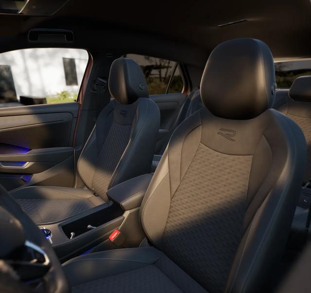 Volkswagen T-Roc R-Line 1.5 eTSI 7-Gang-DSG 